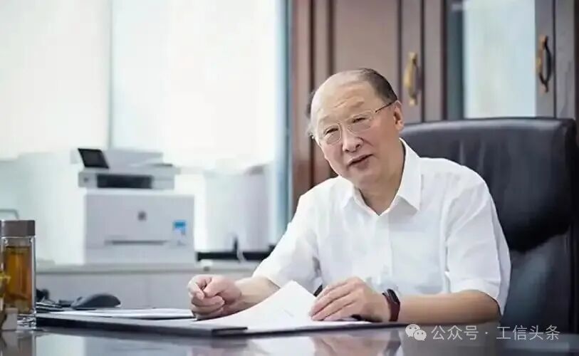 中国工程院院士、清华大学教授李骏